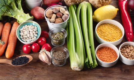 Boom di cibi “senza”, attenzione alla sostenibilità e alla qualità: ccco come cambia la spesa degli italiani