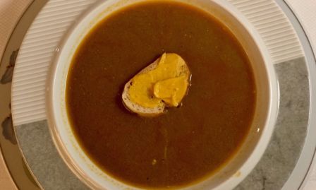 Da Marsiglia all’Adriatico: la tradizione della zuppa di pesce mediterranea