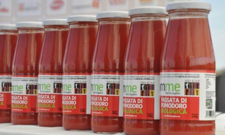 Regali di Natale solidali: 10 idee per il 2019