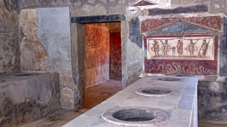 Rivivere i banchetti dell’Antica Roma? È possibile, grazie all’archeologia gastronomica