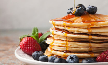 Storie e ricette di 3 dolci americani per una colazione a “stelle e strisce”