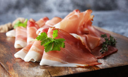 Caratteristiche e valori nutrizionali del Prosciutto crudo: il re dei salumi italiani