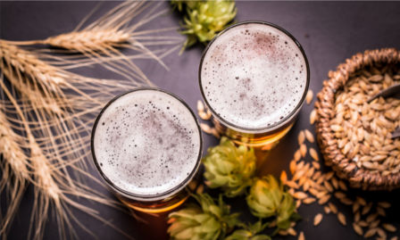 Birra analcolica, leggera e di tendenza: come si produce e cosa contiene?