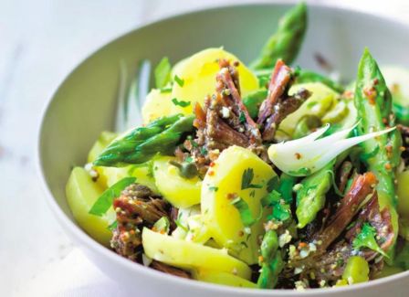 Ricetta: Insalata di manzo, patate novelle e asparagi